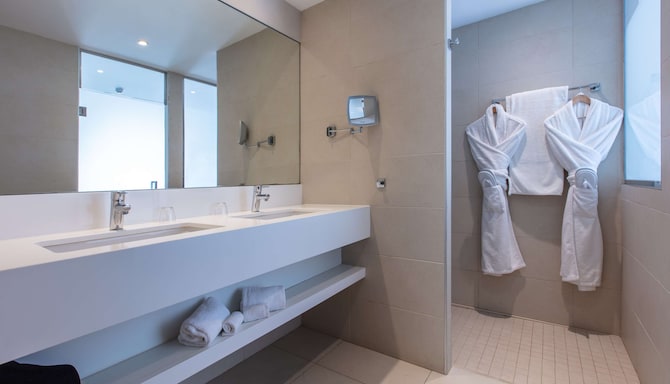 Radisson Blu Resort & Spa, Gran Canaria Mogan - Family Room with Balcony