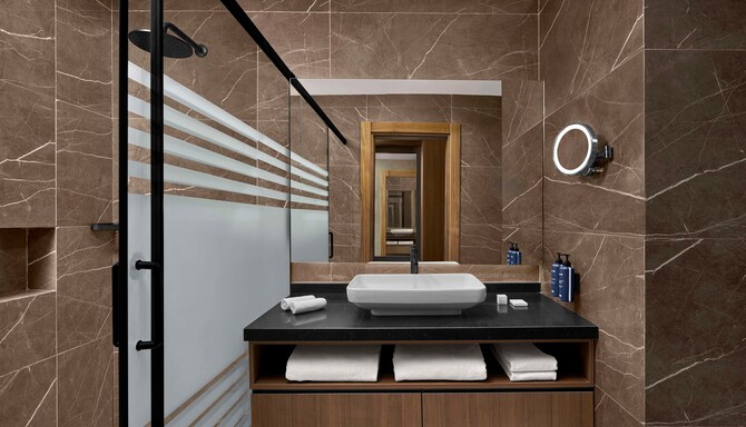 Radisson Blu Resort & Spa, Korek Mountain - Superior Twin Bathroom