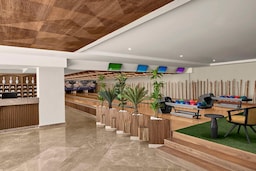 Radisson Blu Resort and Spa, Korek Mountain - Bowling Area
