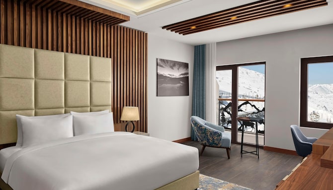 Radisson Blu Resort & Spa, Korek Mountain - One Bedroom Suite