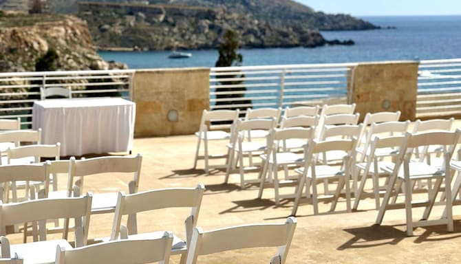 Dachterrasse über dem Ballsaal