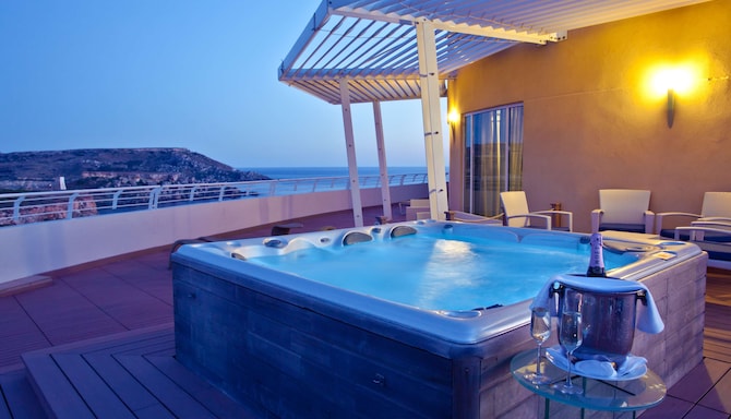 Radisson Blu Resort & Spa, Malta Golden Sands - Guest Room