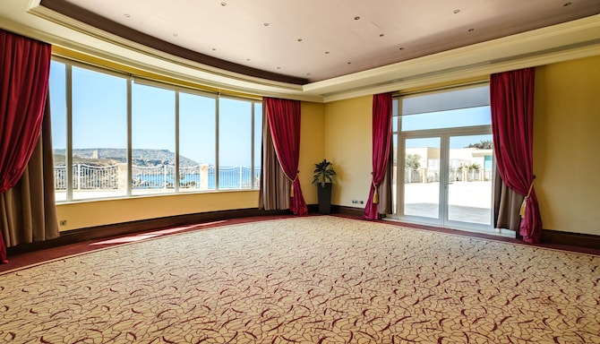 Empfangsbereich des Ballsaals