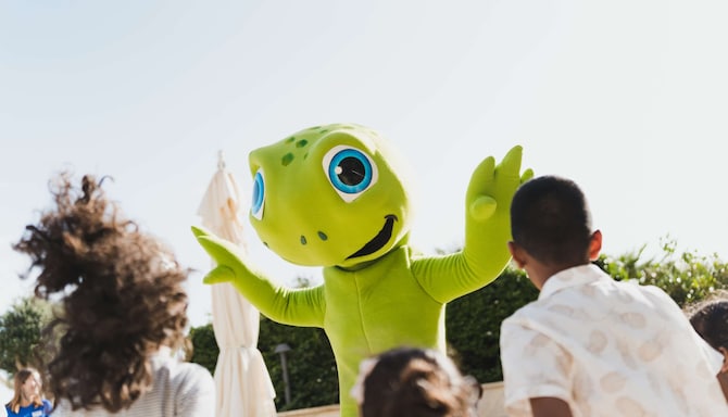 Radisson Blu Resort and Spa, Malta Golden Sands - Rad Family