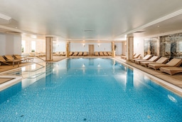 Radisson Blu Resort and Spa, Malta Golden Sands - Indoor Pool