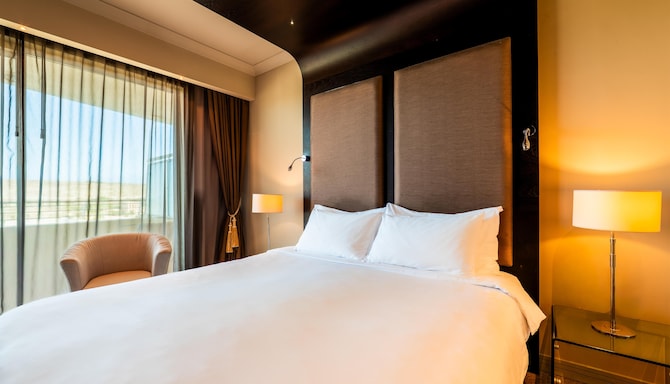 Radisson Blu Resort & Spa, Malta Golden Sands - Executive Suite country view