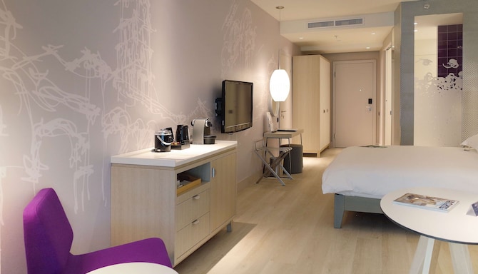 Radisson Blu Resort & Spa, Split - Premium Room - Coffee Maker on Desk