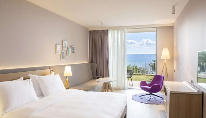Radisson Blu Resort & Spa, Split - Premium Room - Double Bed Green Balcony