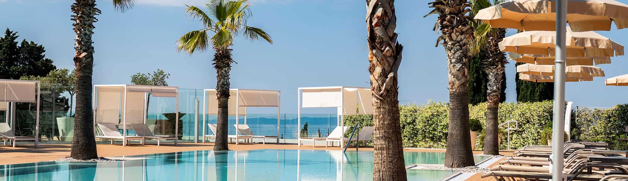 Radisson Blu Resort & Spa, Split - Outdoor pool