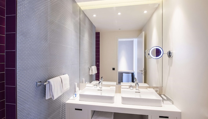 Radisson Blu Resort & Spa, Split - Premium Junior Suite - Bathroom