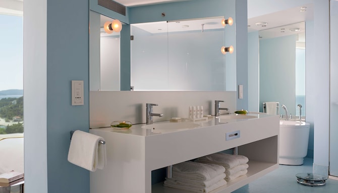 Radisson Blu Resort & Spa, Split - Junior Suite - Sea View and Balcony - Bathroom