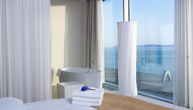 Radisson Blu Resort & Spa, Split - Penthouse Suite - Panoramic Sea View & Terrace