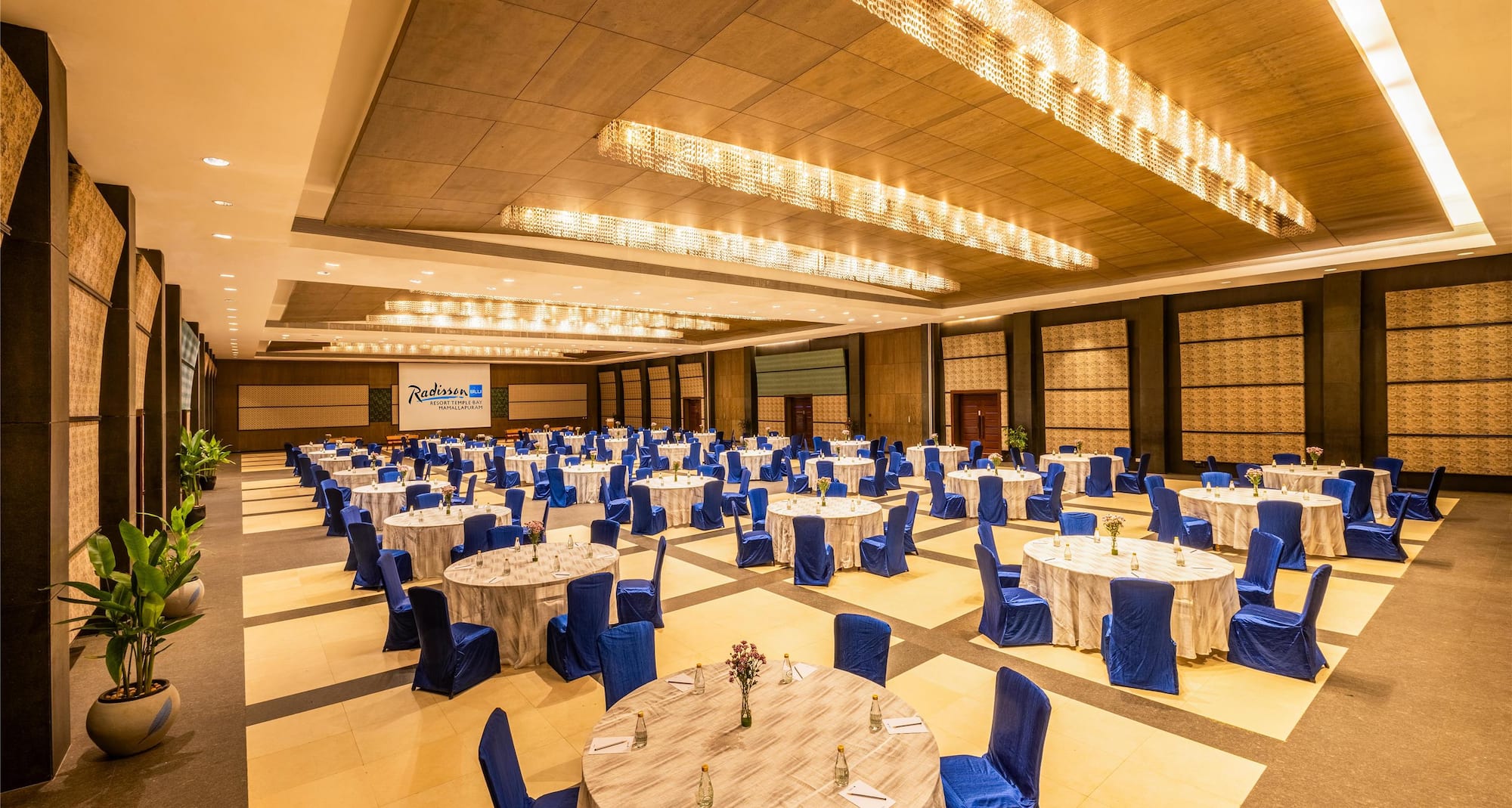 Radisson Blu Resort Temple Bay Mamallapuram - Ballroom