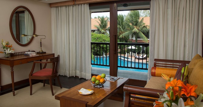 Radisson Blu Resort Temple Bay Mamallapuram - Chalet - Pool View