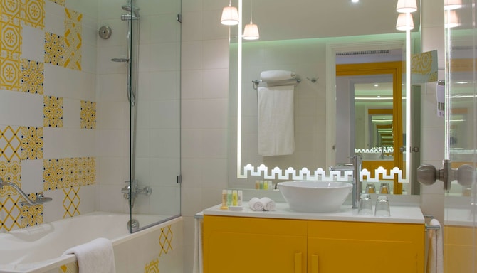 Radisson Blu Resort & Thalasso, Hammamet - Bathroom