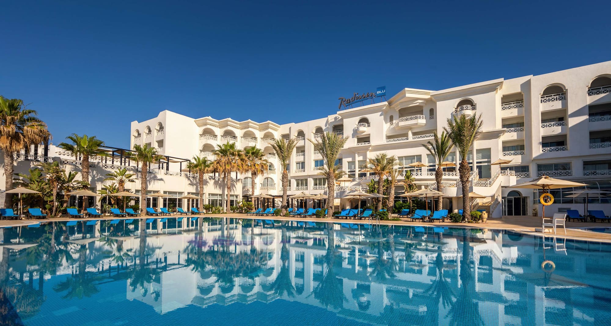 Radisson Blu Resort & Thalasso, Hammamet - Vue de la piscine