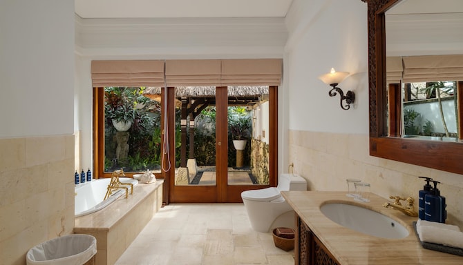 Radisson Blu Resort & Villas, Bali Uluwatu - Deluxe Cliff Ocean View