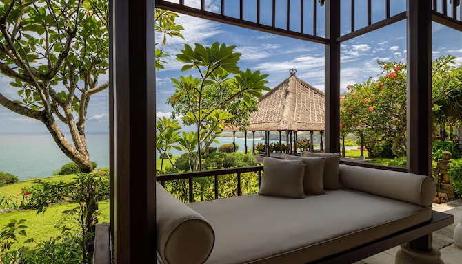 Radisson Blu Resort & Villas, Bali Uluwatu - Deluxe Cliff Ocean View