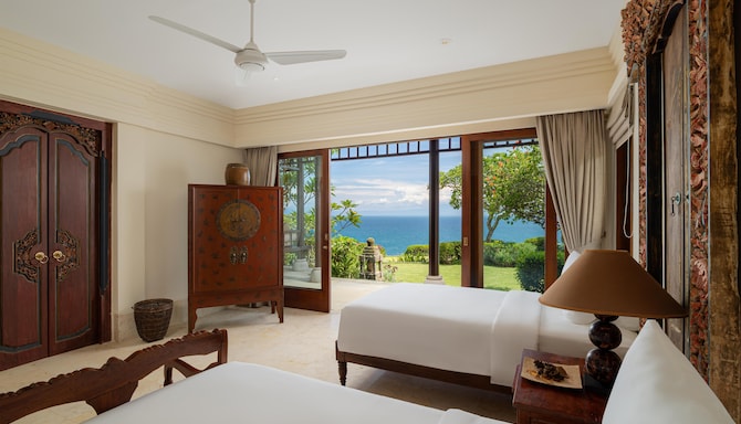 Radisson Blu Resort & Villas, Bali Uluwatu - Deluxe Cliff Ocean View