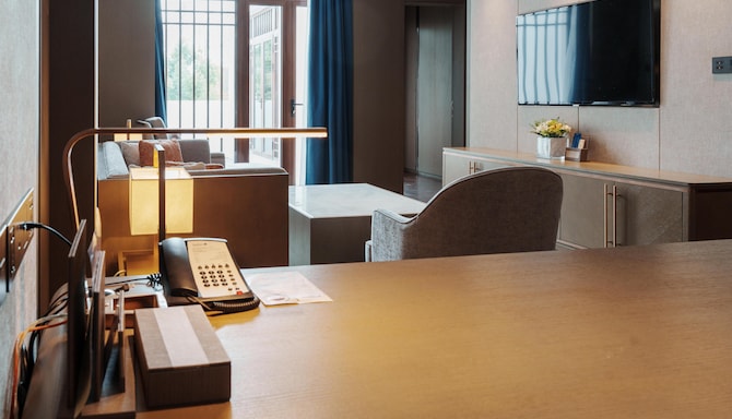 Radisson Blu Resort, Wetland Park Wuxi - Executive Suite