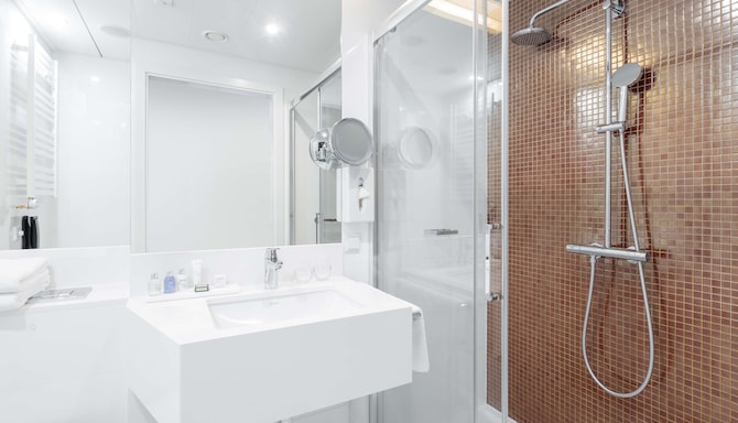 Radisson Blu Resort, Świnoujście - Guest room bathroom