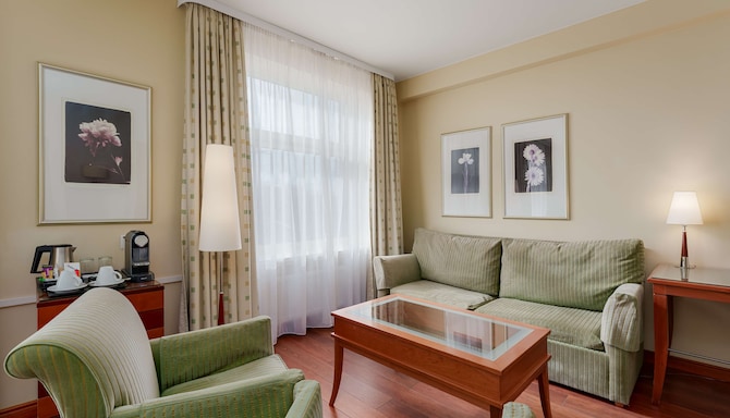 Radisson Blu Ridzene Hotel, Riga - Premium Room - Old Town view