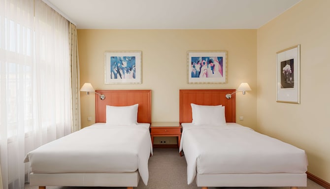 Radisson Blu Ridzene Hotel, Riga - Premium Room - Old Town view