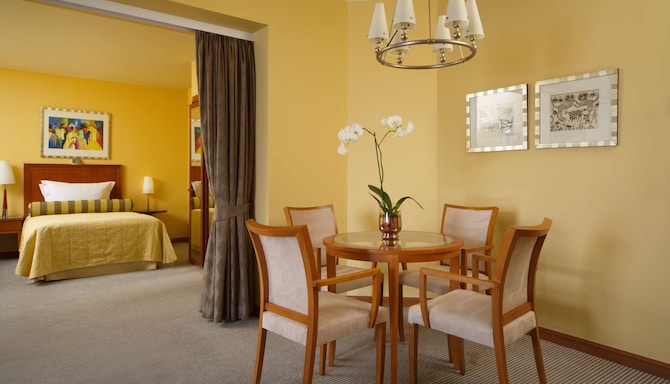 Radisson Blu Ridzene Hotel, Riga - Suite