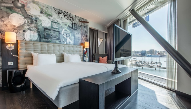 Radisson Blu Riverside Hotel, Gothenburg - Suite bedroom