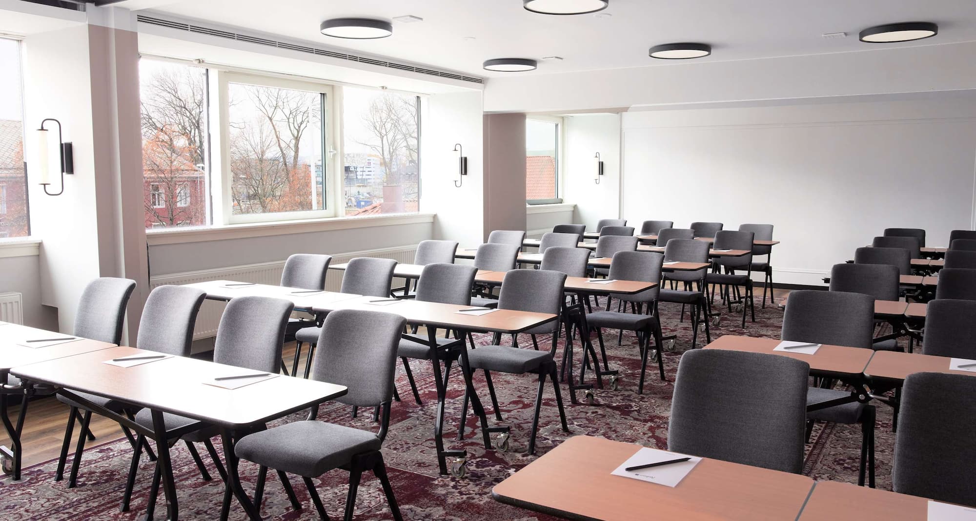 Radisson Blu Royal Garden Hotel, Trondheim - Meeting Room Austrat classroom set-up