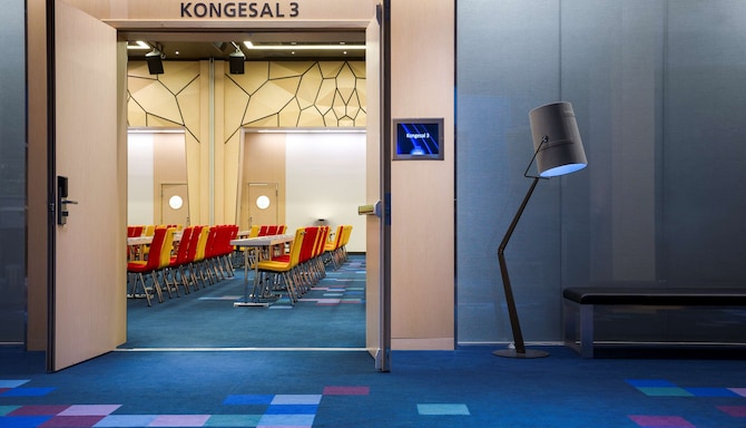 Radisson Blu Royal Hotel, Bergen - Kongesal 3 Meeting Room - View from Foyer