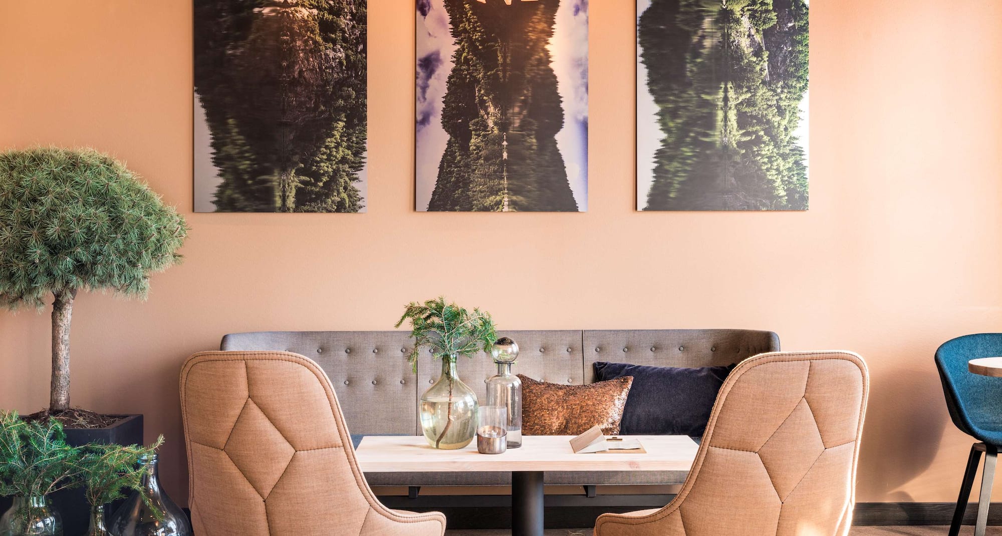 Radisson Blu Royal Hotel, Bergen - 26 North Restaurant Table