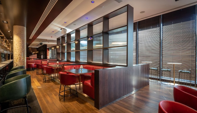 Radisson Blu Royal Hotel, Dublin - The Dyflin Bar