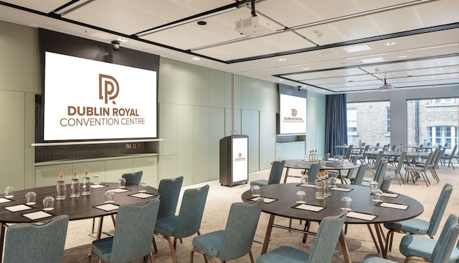 The Robinson Suite
