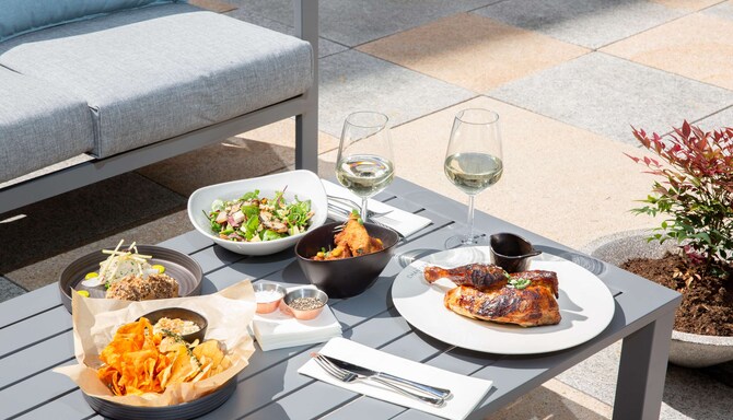 Radisson Blu Royal Hotel, Dublin - Food in Dyflin Garden