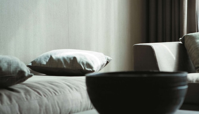 Radisson Blu Royal Hotel, Dublin - One Bedroom Suite with Balcony