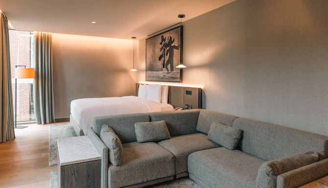 Radisson Blu Royal Hotel, Dublin - Junior Suite