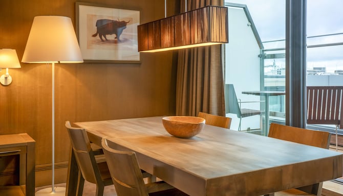 Radisson Blu Royal Hotel, Dublin - Junior Suite with Balcony