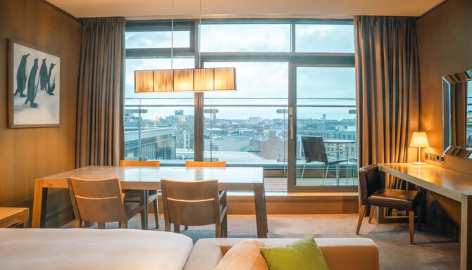 Radisson Blu Royal Hotel, Dublin - Junior Suite with Balcony