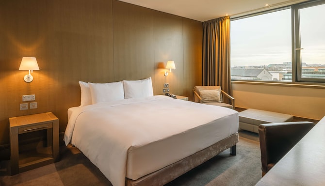 Radisson Blu Royal Hotel, Dublin - One Bedroom Suite