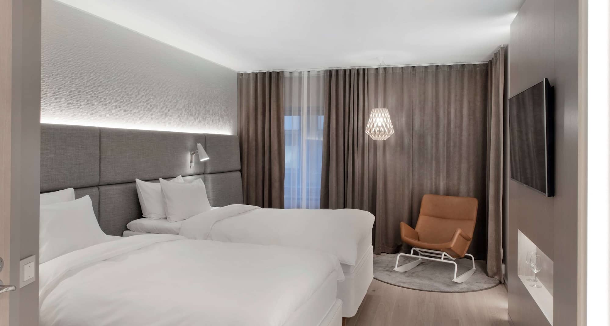 Radisson Blu Royal Hotel, Helsinki - Standard Guest Room with twin beds