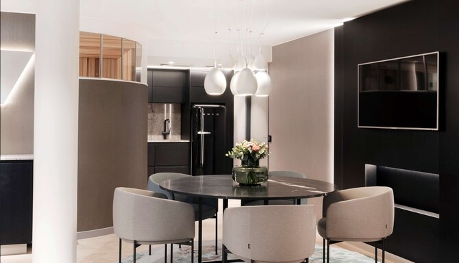 Radisson Blu Royal Hotel, Helsinki - Royal Suite dining area