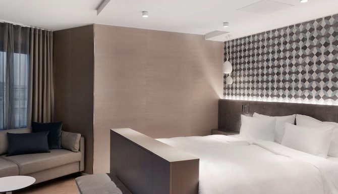Radisson Blu Royal Hotel, Helsinki - Royal Suite bedroom