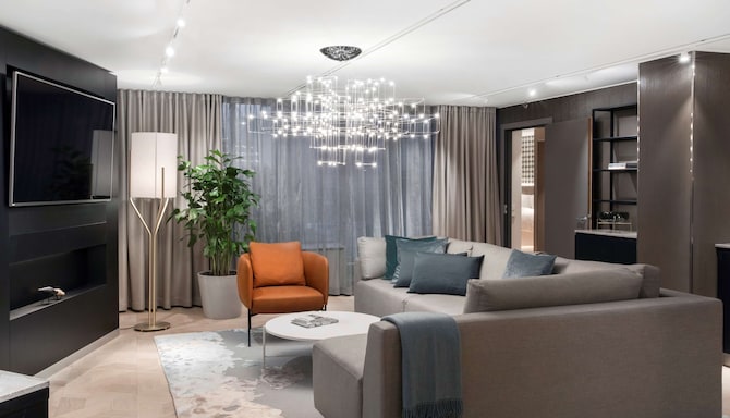 Radisson Blu Royal Hotel, Helsinki - Royal Suite living room