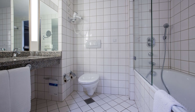 Radisson Blu Scandinavia Hotel, Aarhus - Gjesterom bad