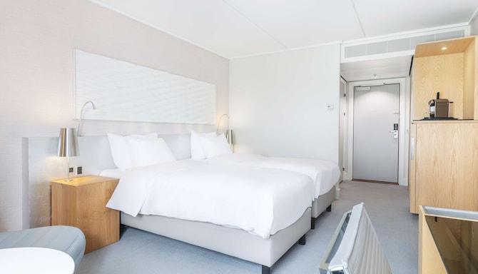 Radisson Blu Scandinavia Hotel, Aarhus - Superior Room Twin Bed - City View