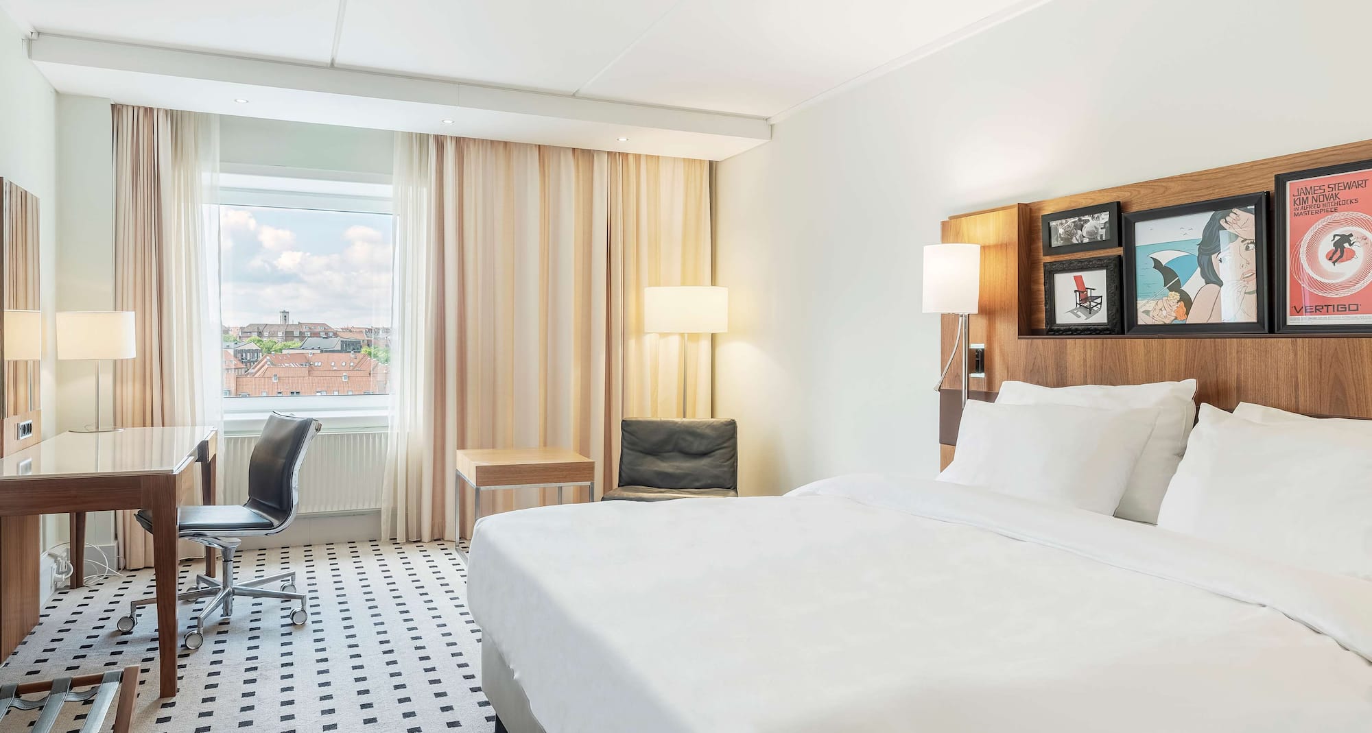 Radisson Blu Scandinavia Hotel, Aarhus - Standard Room - Queen Bed