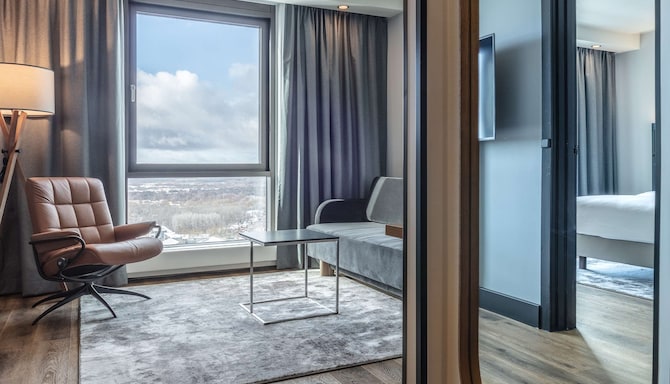 Radisson Blu Scandinavia Hotel, Copenhagen, A Verified Net Zero Hotel - Suite-One Bedroom-Panoramic Lake View