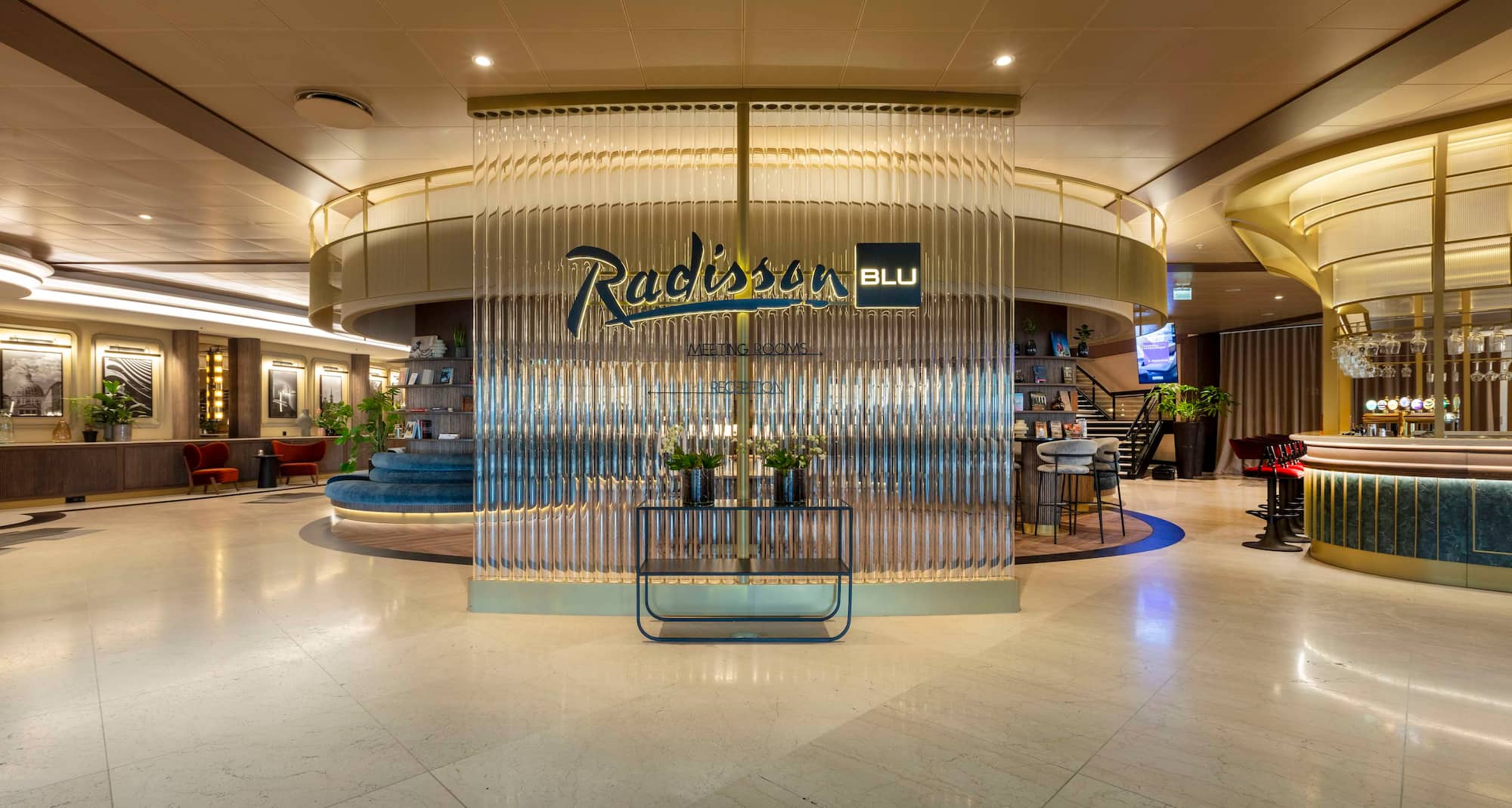 Radisson Blu Scandinavia Hotel, Copenhagen - Vy över lobbyn
