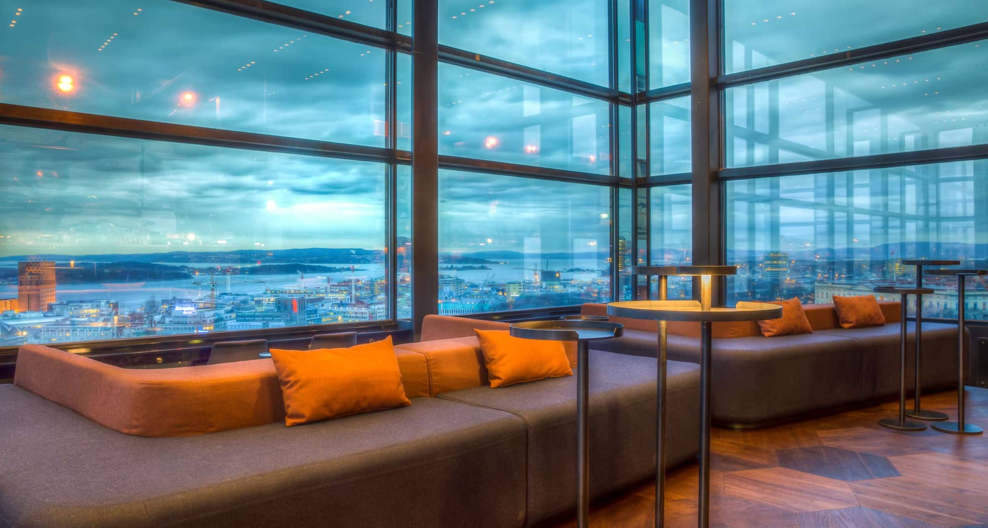 Radisson Blu Scandinavia Hotel, Oslo – Summit Bar – Lounge